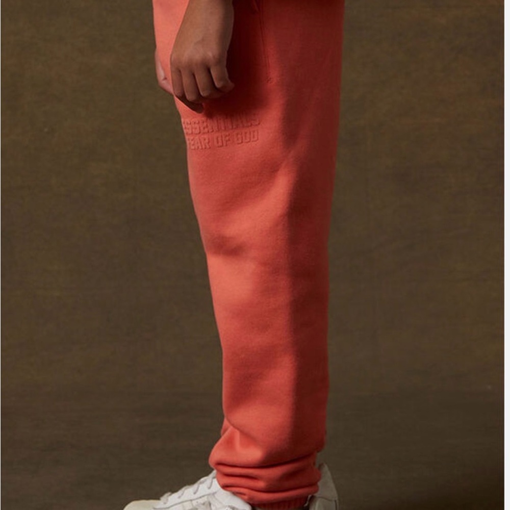 NEW Essentials Fear of God Coral Sweatpants Joggers AUTHENTIC 💯
